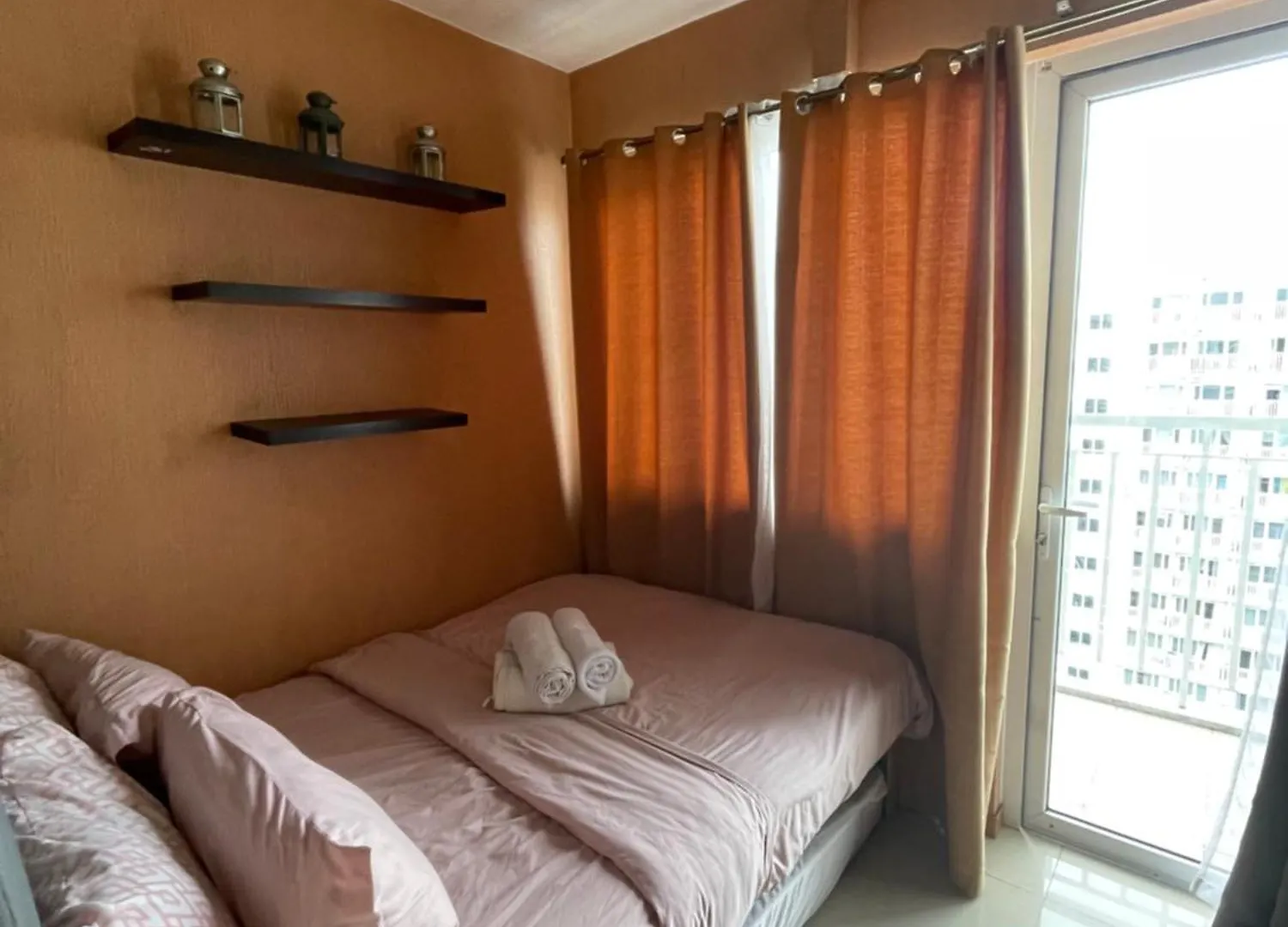 1528 Pool View With Balcony Apartment Manila